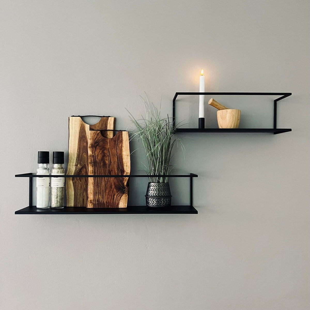 VIAMAJA hylder - Black deluxe - Sæt af 2 hylder - VIAMAJA.DK